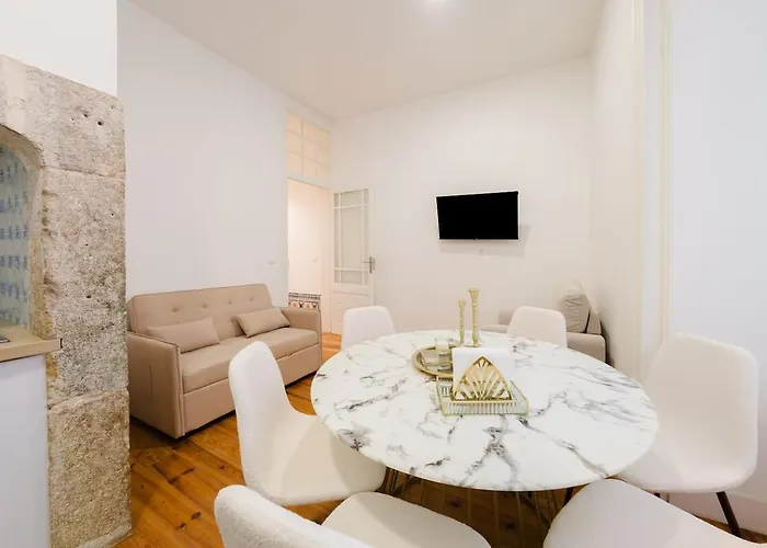 Gem 8 Guests Modern Apartman