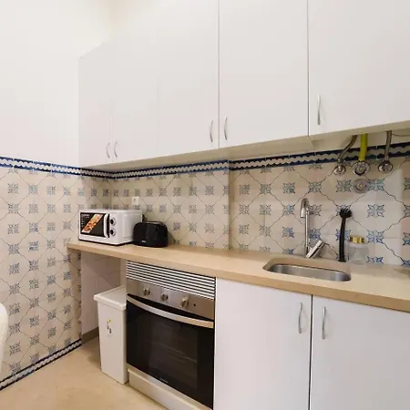 Gem Modern For 8 Guests Διαμέρισμα *