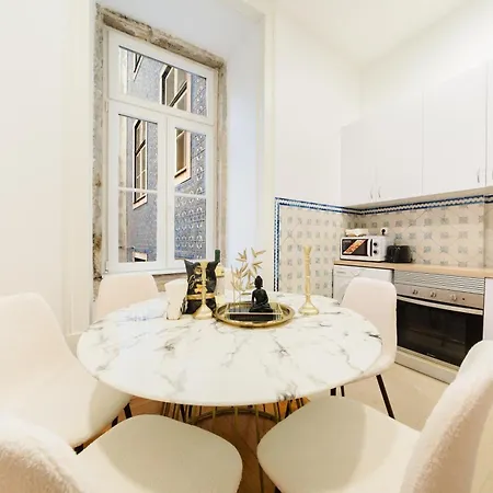 Gem 8 Guests Modern Lejlighed