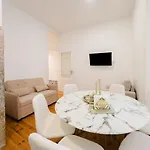 Gem 8 Guests Modern Appartement